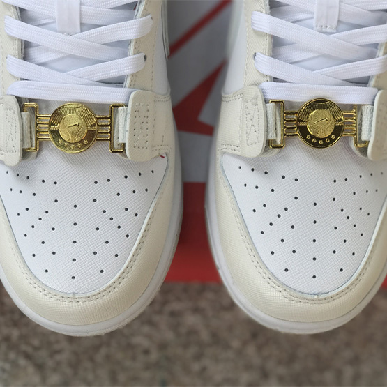Nike Dunk Low Sneaker          DV1160-100 - FashionPlug
