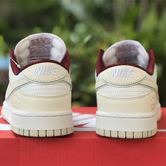 Nike Dunk Low Sneaker          DV1160-100 - FashionPlug