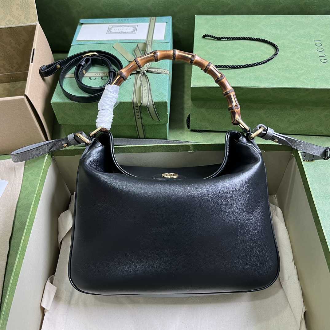 Gucci Diana Medium Shoulder Bag(30-23-6.5cm) - FashionPlug