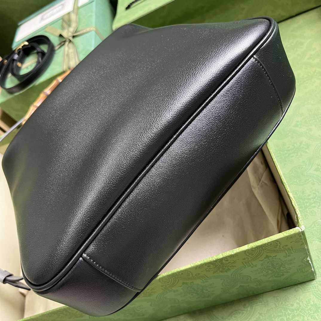 Gucci Diana Medium Shoulder Bag(30-23-6.5cm) - FashionPlug
