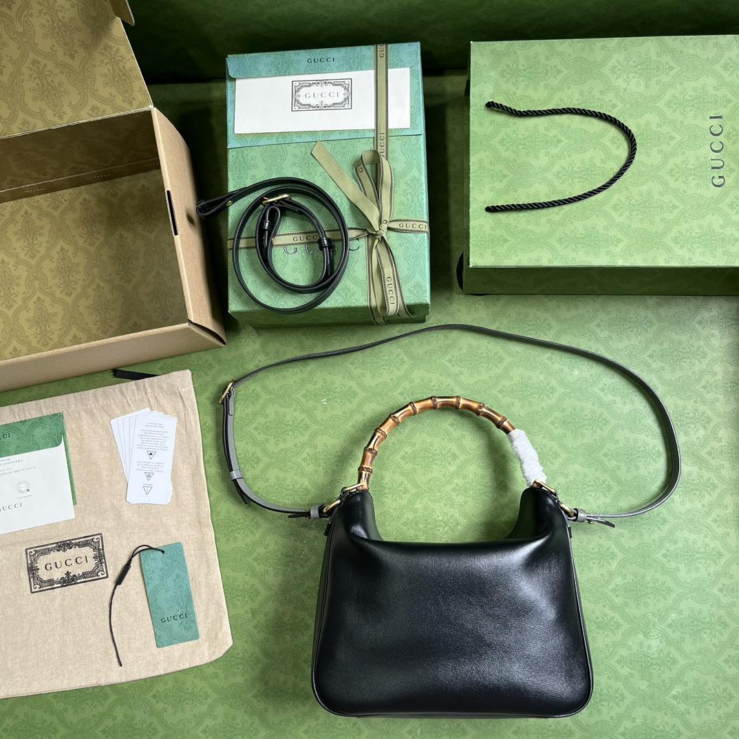 Gucci Diana Medium Shoulder Bag(30-23-6.5cm) - FashionPlug