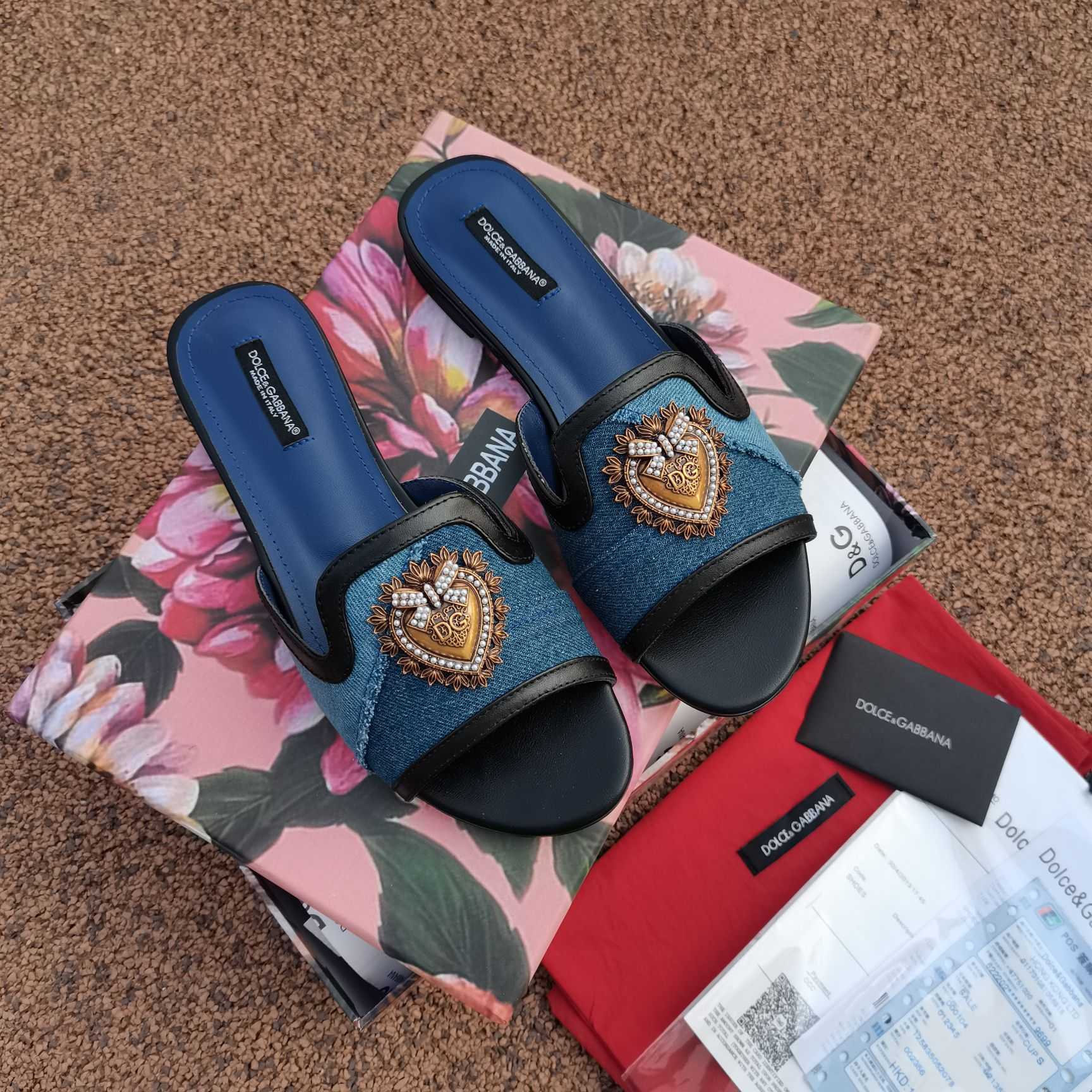 Dolce & Gabbana Slip-on Flat Sandals - FashionPlug