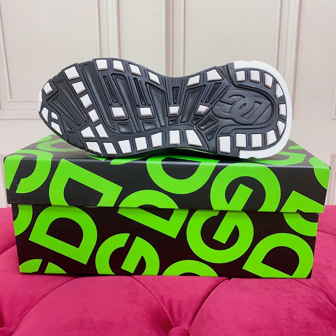 Dolce & Gabbana Stretch Mesh Fast Sneakers - FashionPlug