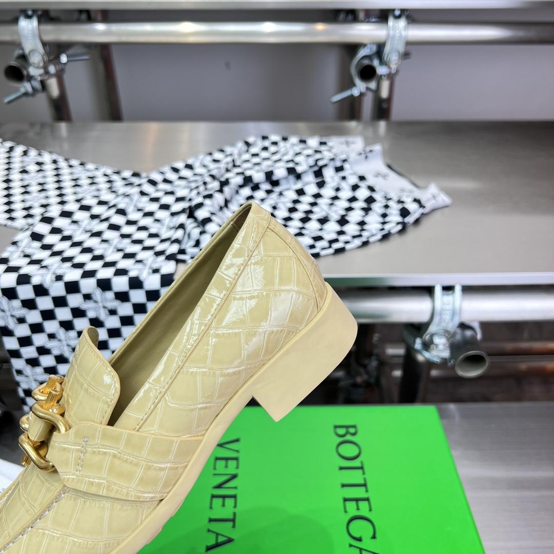 Bottega Veneta Monsieur Loafer - FashionPlug