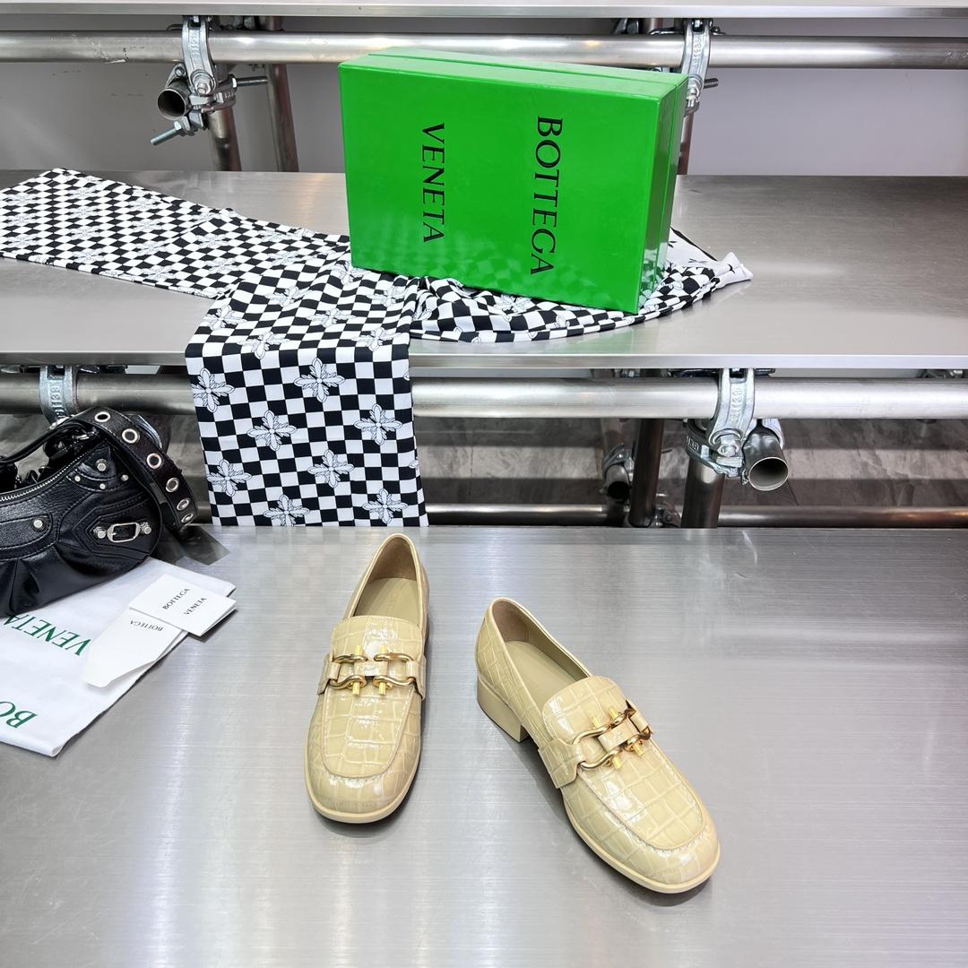 Bottega Veneta Monsieur Loafer - FashionPlug