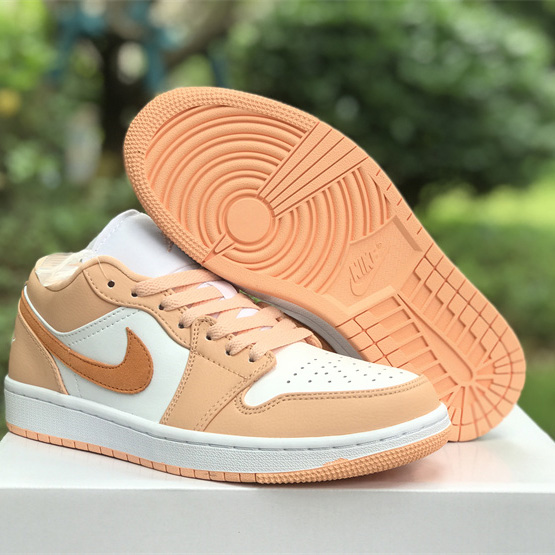 Air Jordan 1 Low Sneaker    DC0774-801 - FashionPlug