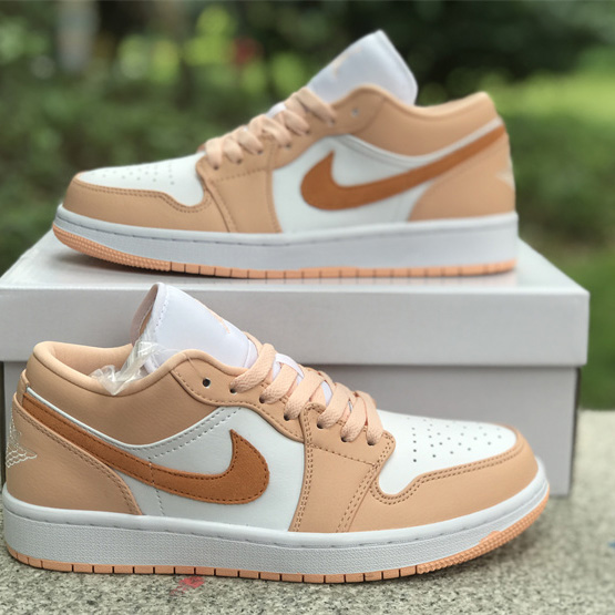 Air Jordan 1 Low Sneaker    DC0774-801 - FashionPlug