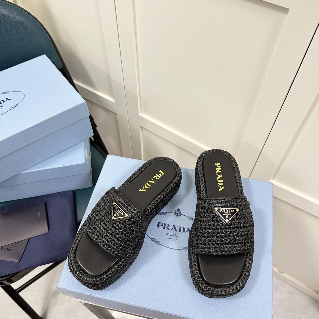 Prada Crochet Flatform Slides - FashionPlug