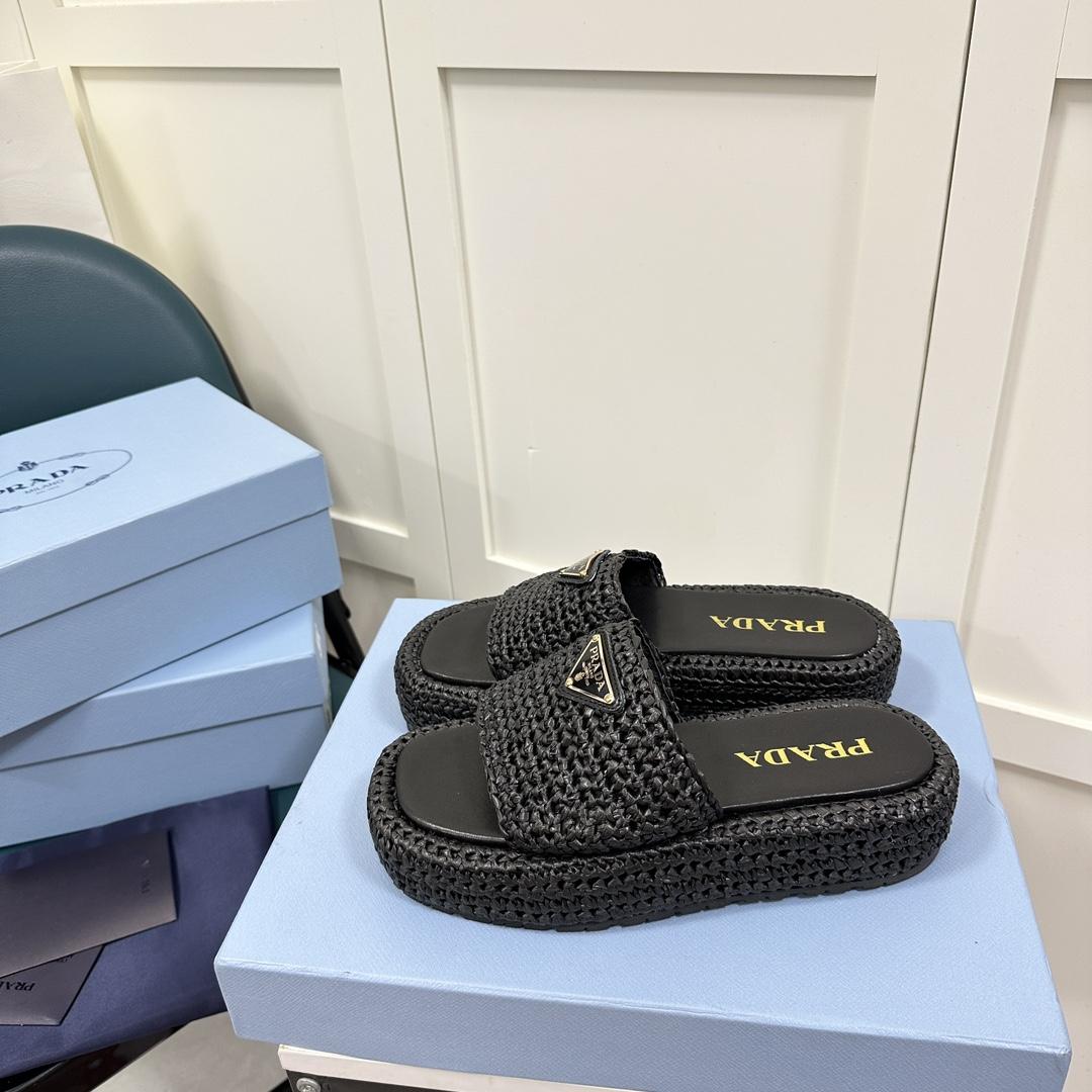 Prada Crochet Flatform Slides - FashionPlug