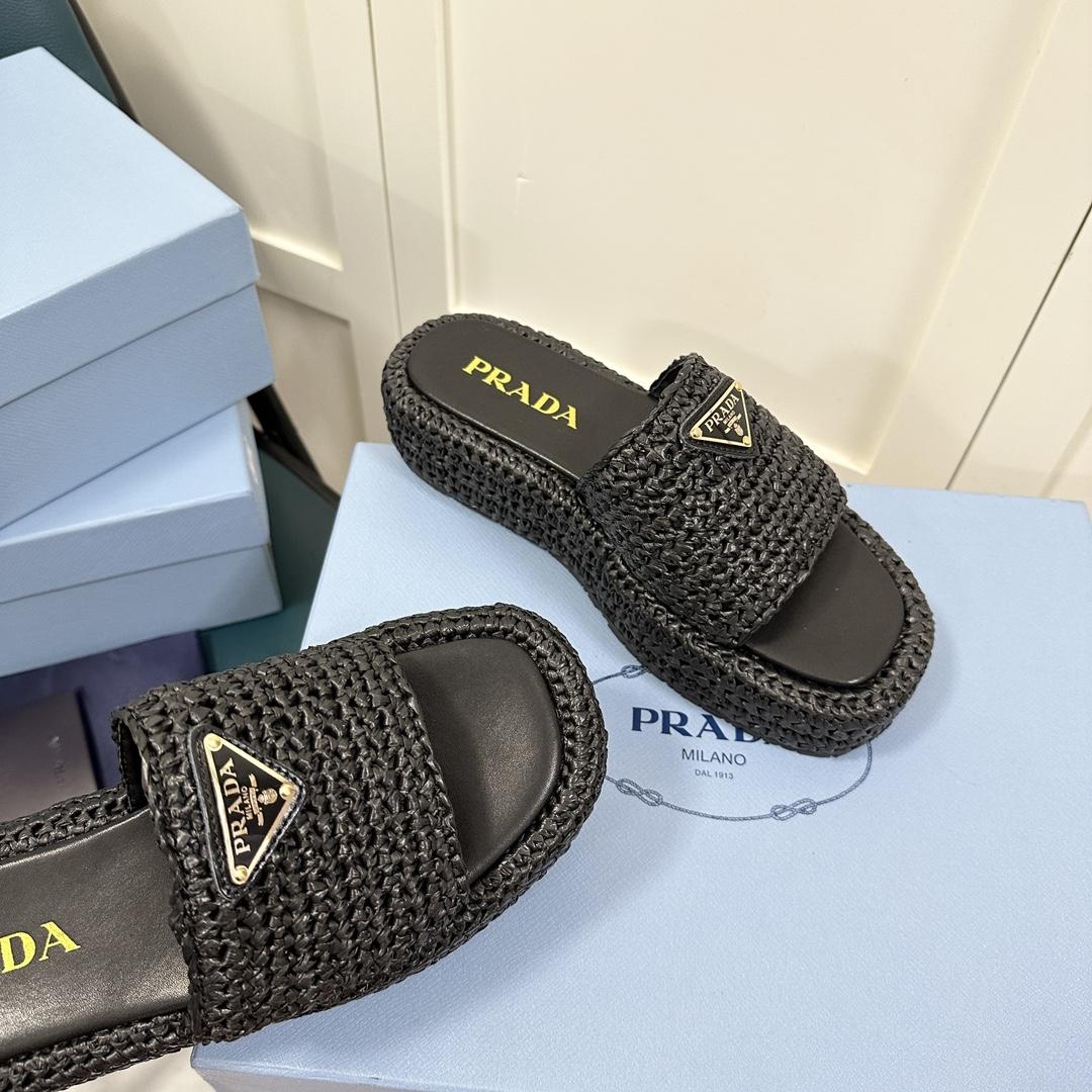 Prada Crochet Flatform Slides - FashionPlug