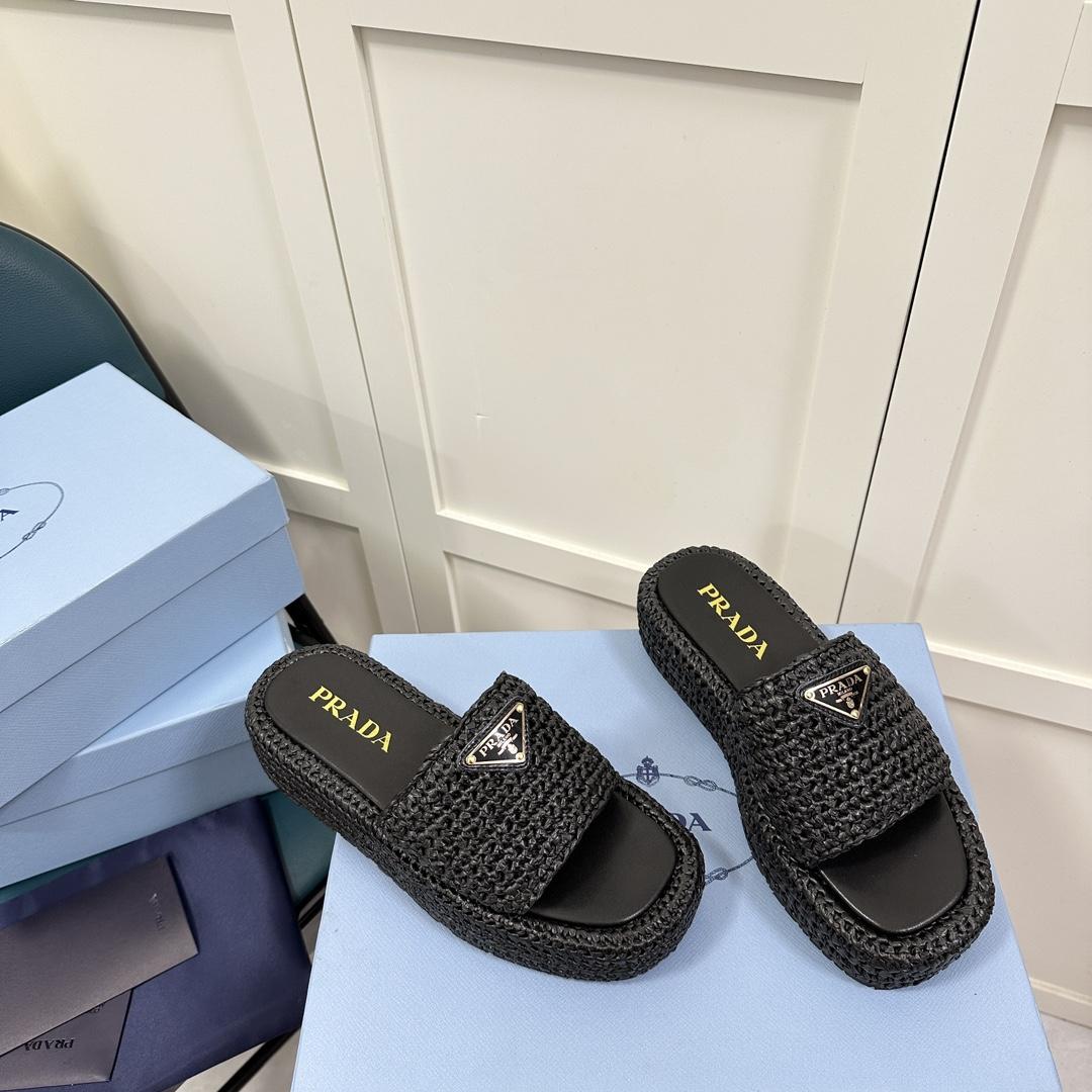 Prada Crochet Flatform Slides - FashionPlug