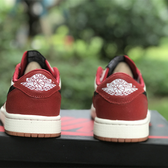 Air Jordan 1 Low Sneaker  CZ0790-147 - FashionPlug