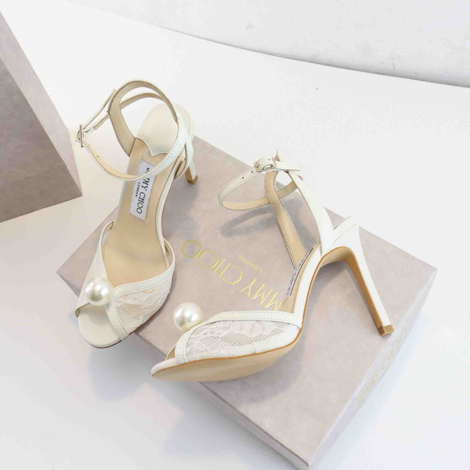 Jimmy Choo Sacora 85  - FashionPlug