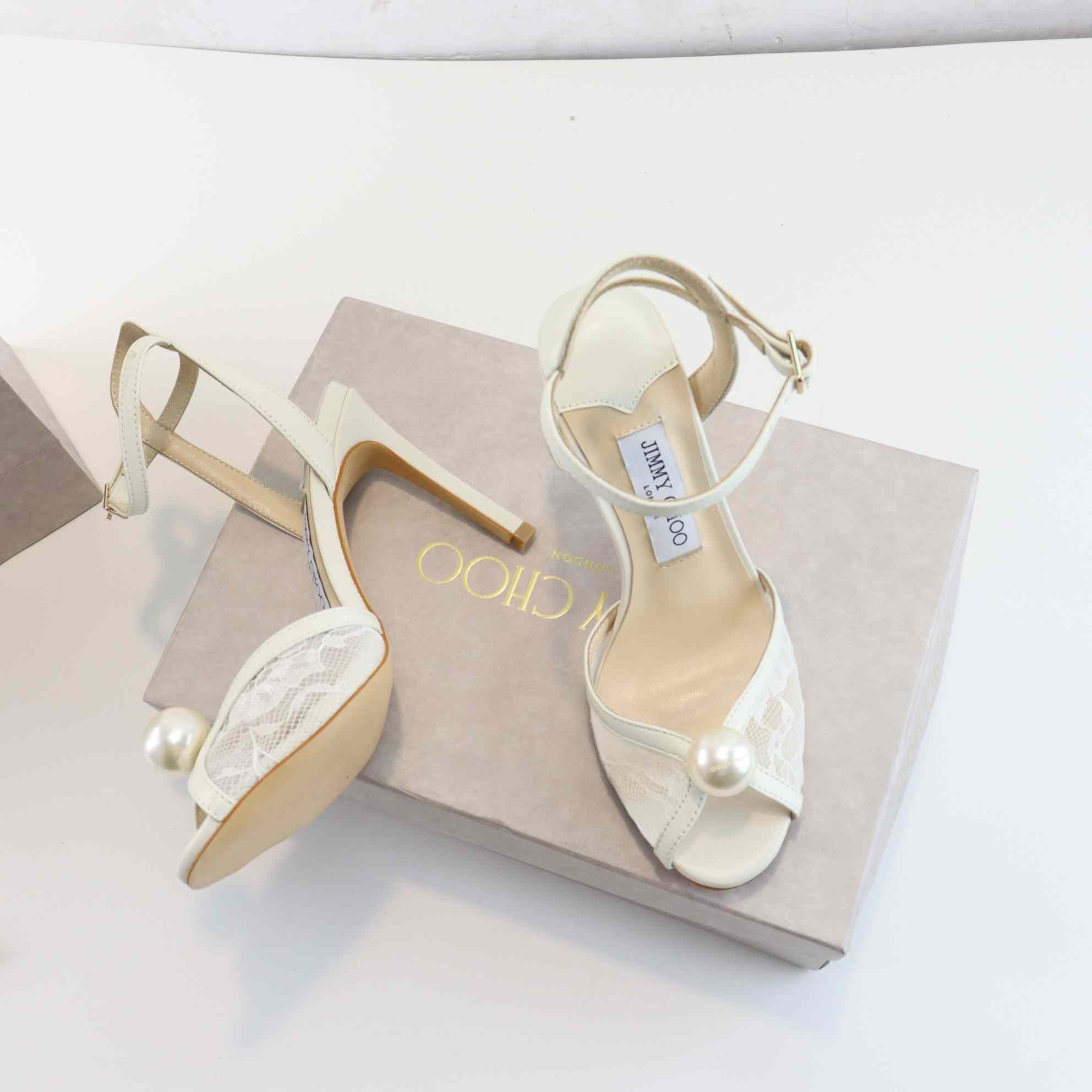 Jimmy Choo Sacora 85  - FashionPlug