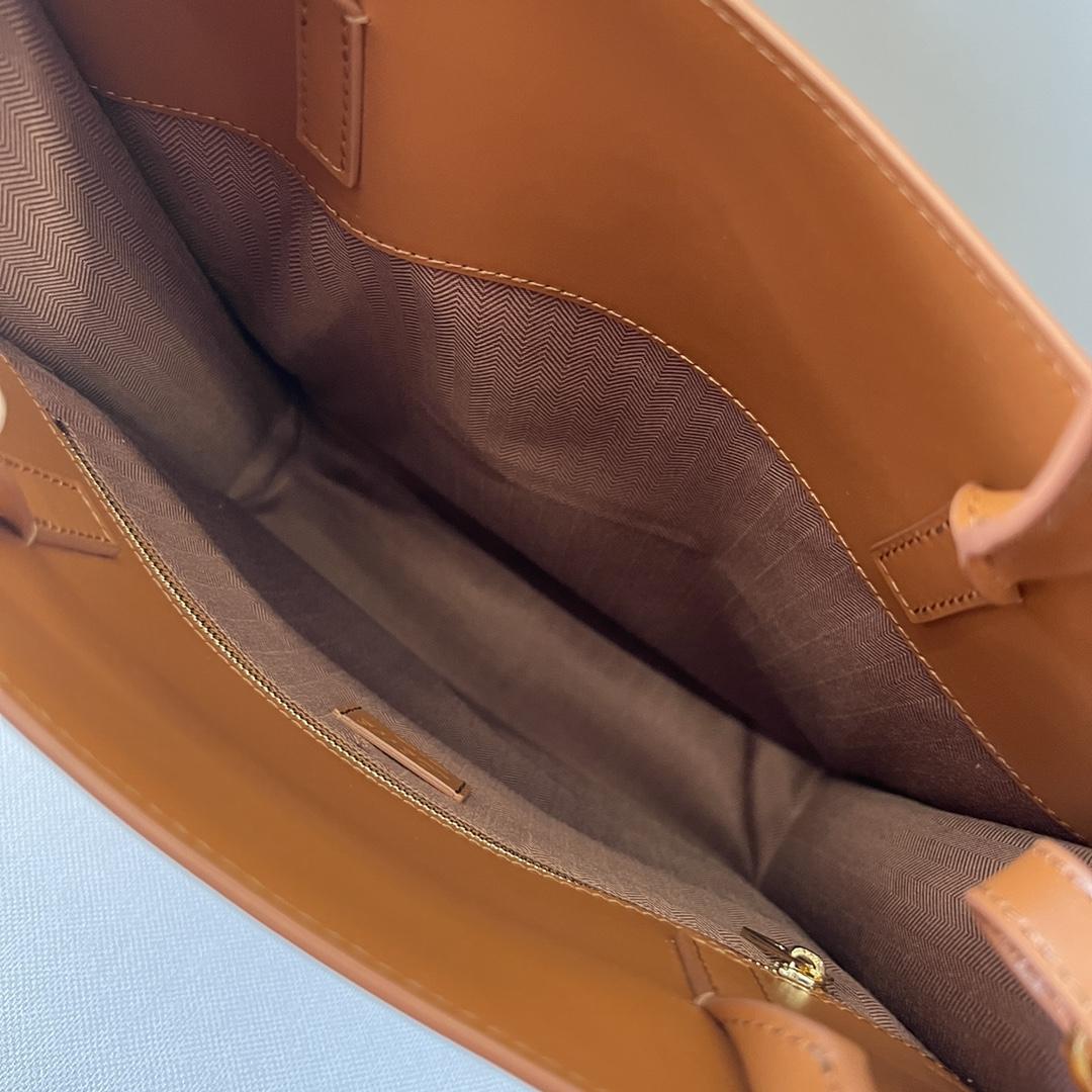 Loewe Standard A4 Tote In Sleek Calfskin - FashionPlug