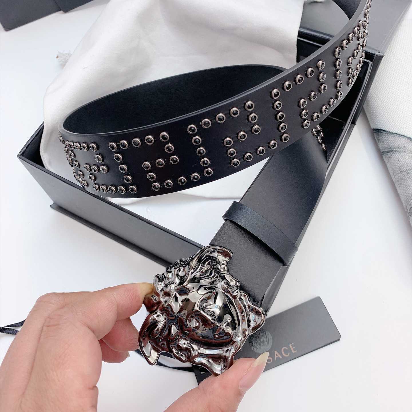 Versace Medusa Leathre Belt    40mm - FashionPlug