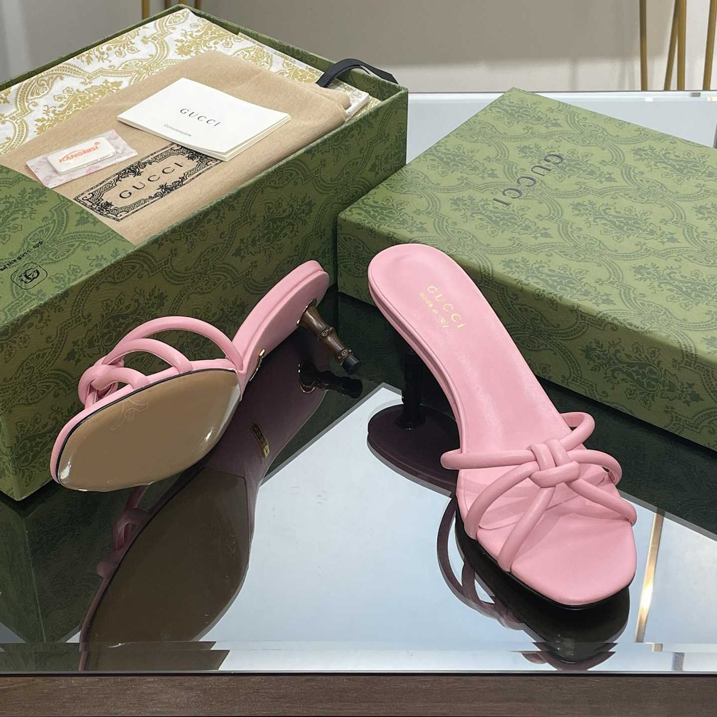 Gucci Women's Slide Sandal With Bamboo  - FashionPlug