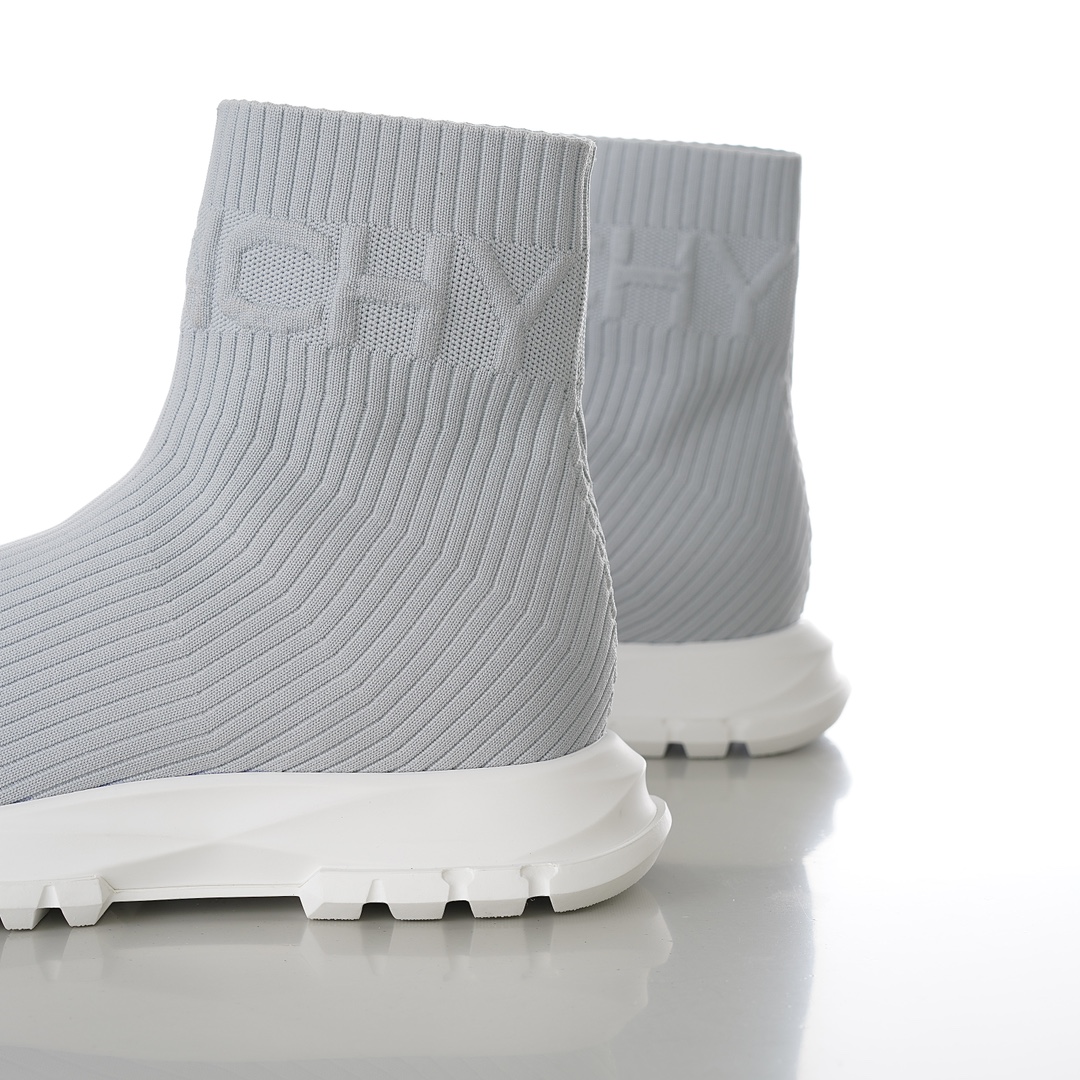 Givenchy Urban Street Sneakers  - FashionPlug