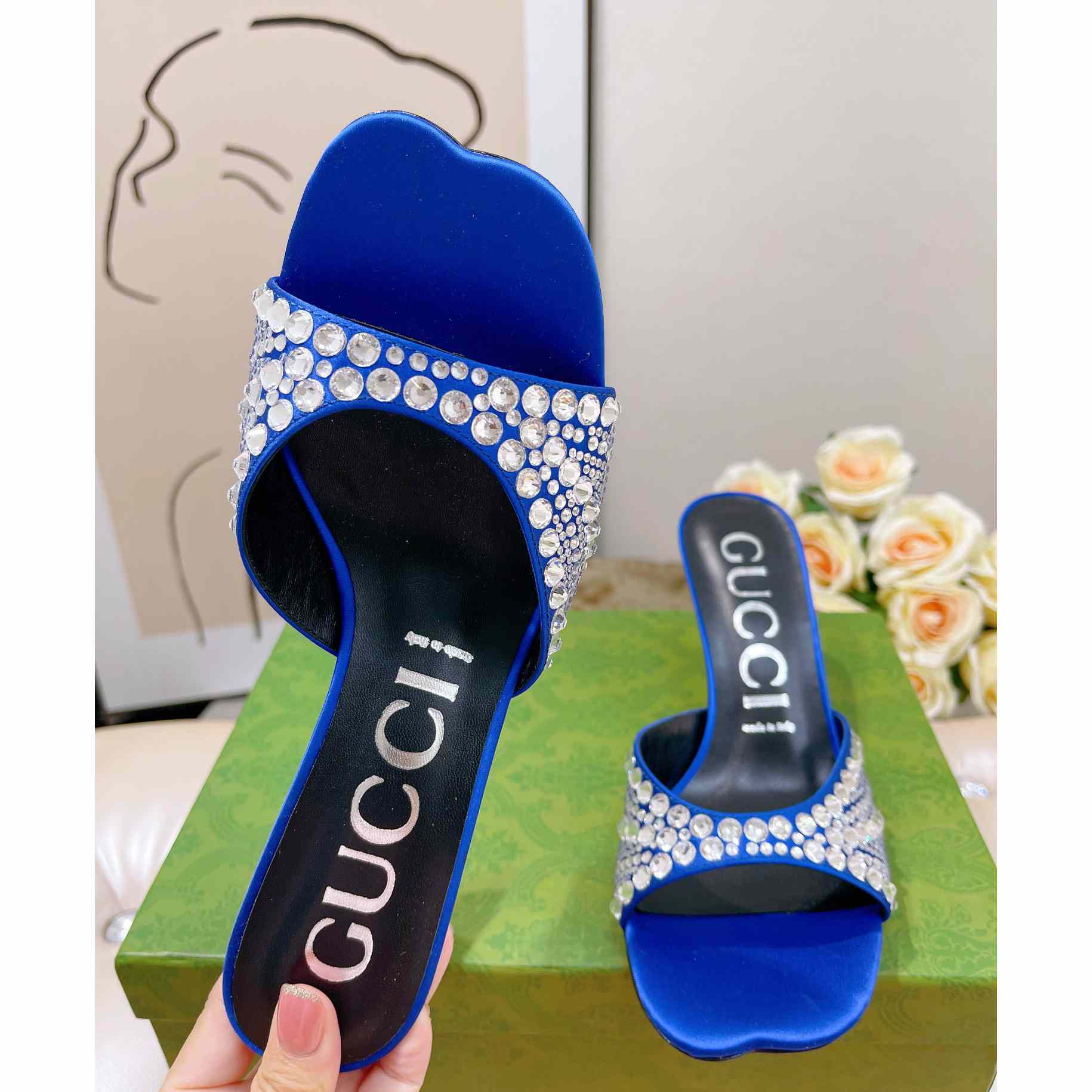 Gucci Women's Slide Sandal With Crystals - FashionPlug