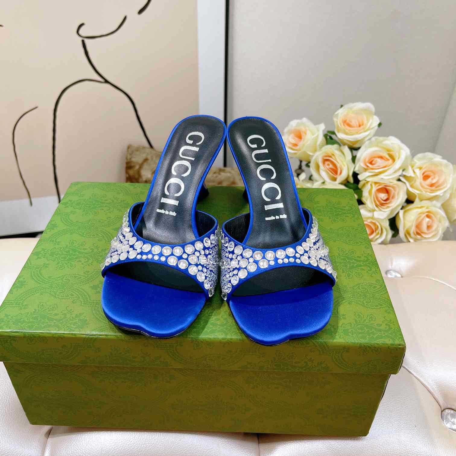 Gucci Women's Slide Sandal With Crystals - FashionPlug
