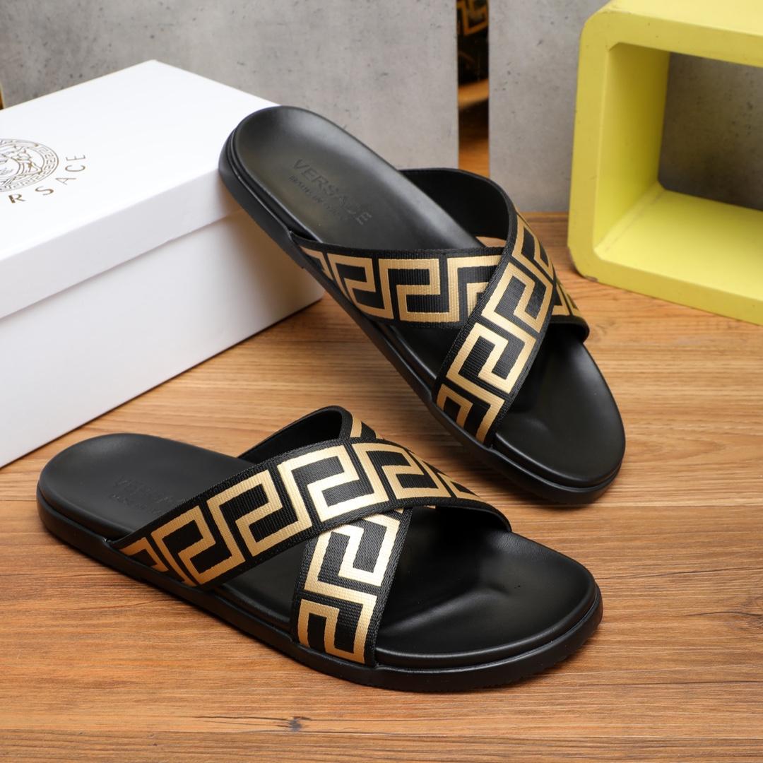 Versace Logo-print Open-toe Slides - FashionPlug