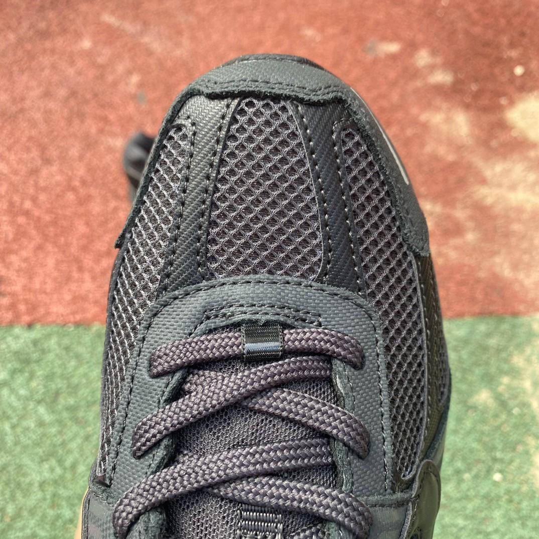 Nike Air Zoom Vomero Sneaker      bv1358-002 - FashionPlug