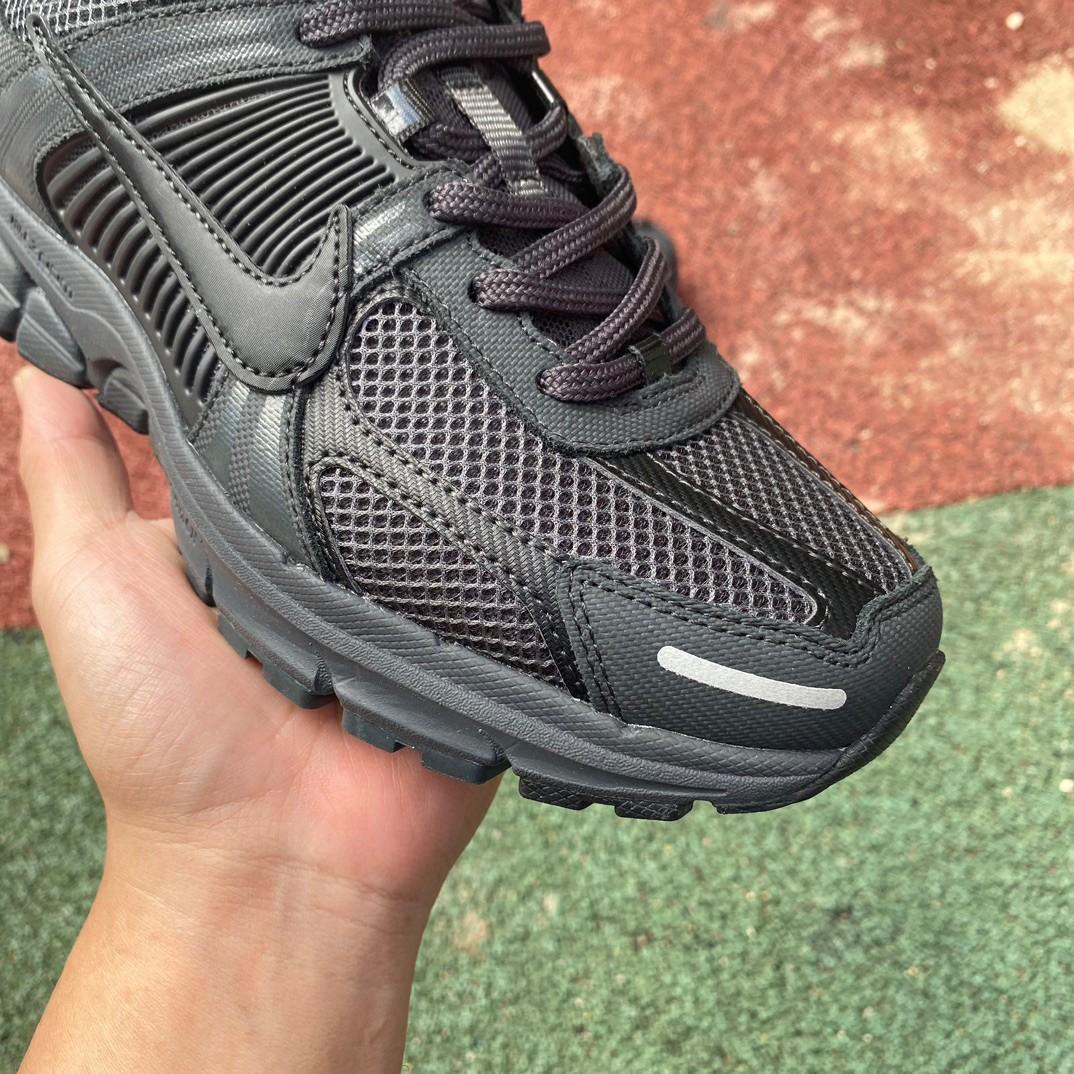 Nike Air Zoom Vomero Sneaker      bv1358-002 - FashionPlug