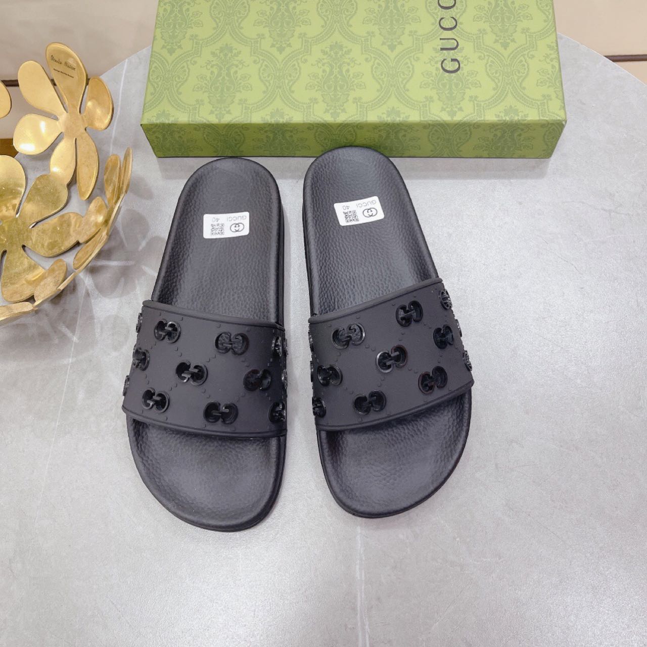 Gucci Slide Sandal - FashionPlug