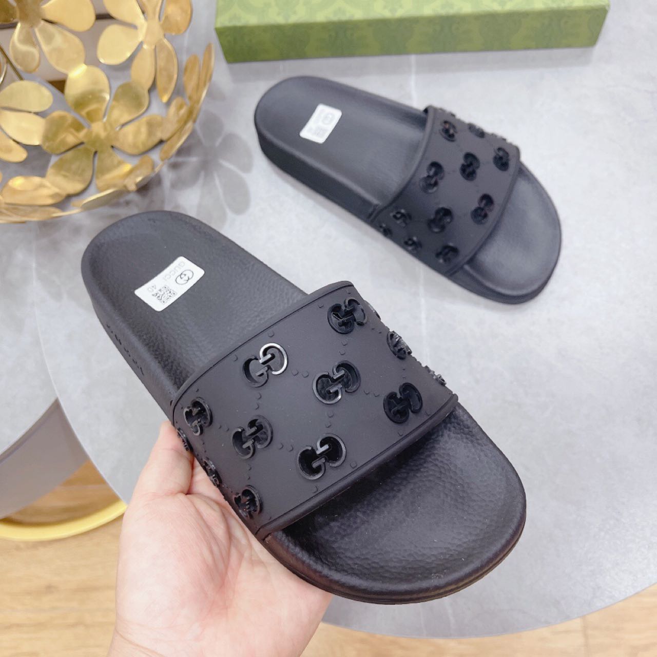 Gucci Slide Sandal - FashionPlug