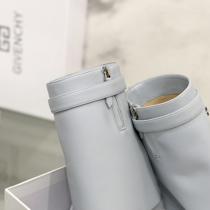 Givenchy Shark Lock Ankle Boots In Leather - FashionPlug