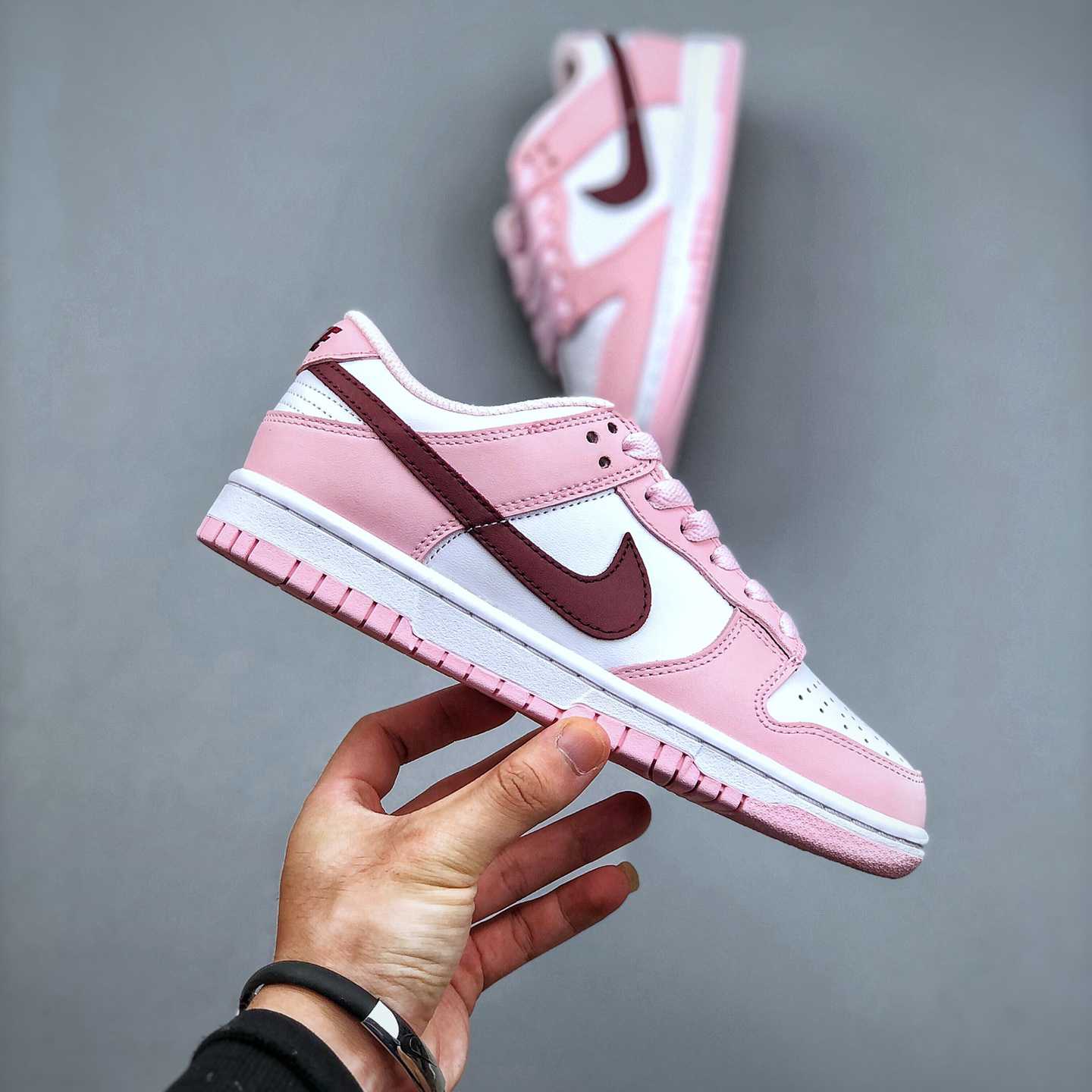 Nike Nk Dunk SB Low Sneakers       CW1590-601 - FashionPlug