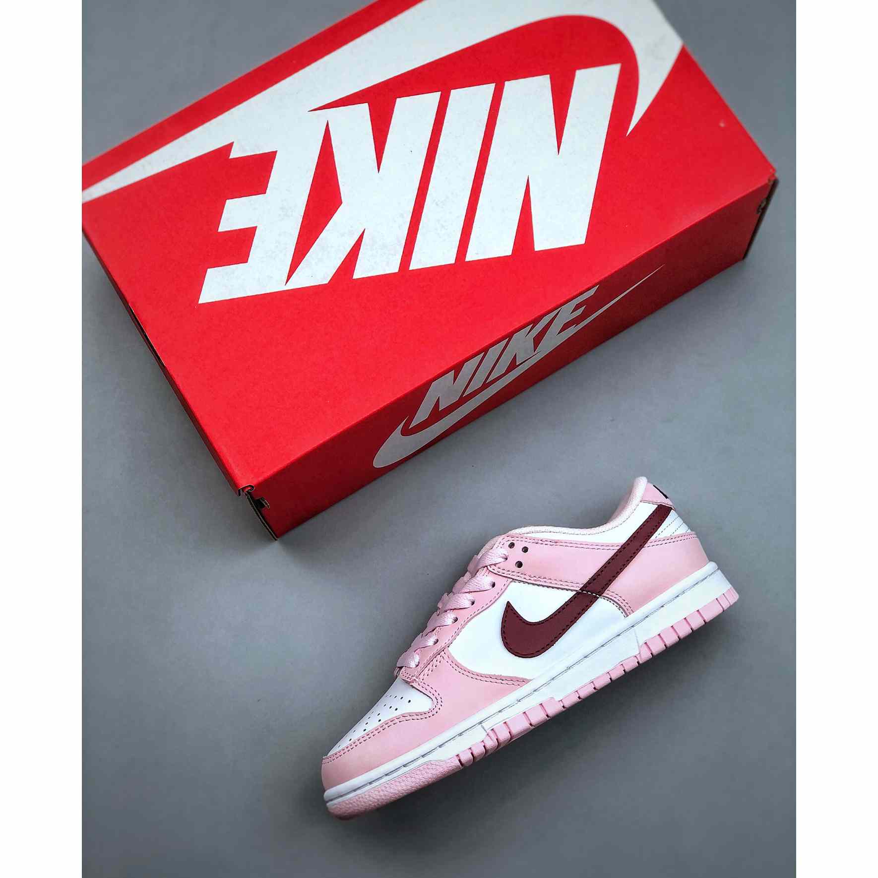 Nike Nk Dunk SB Low Sneakers       CW1590-601 - FashionPlug
