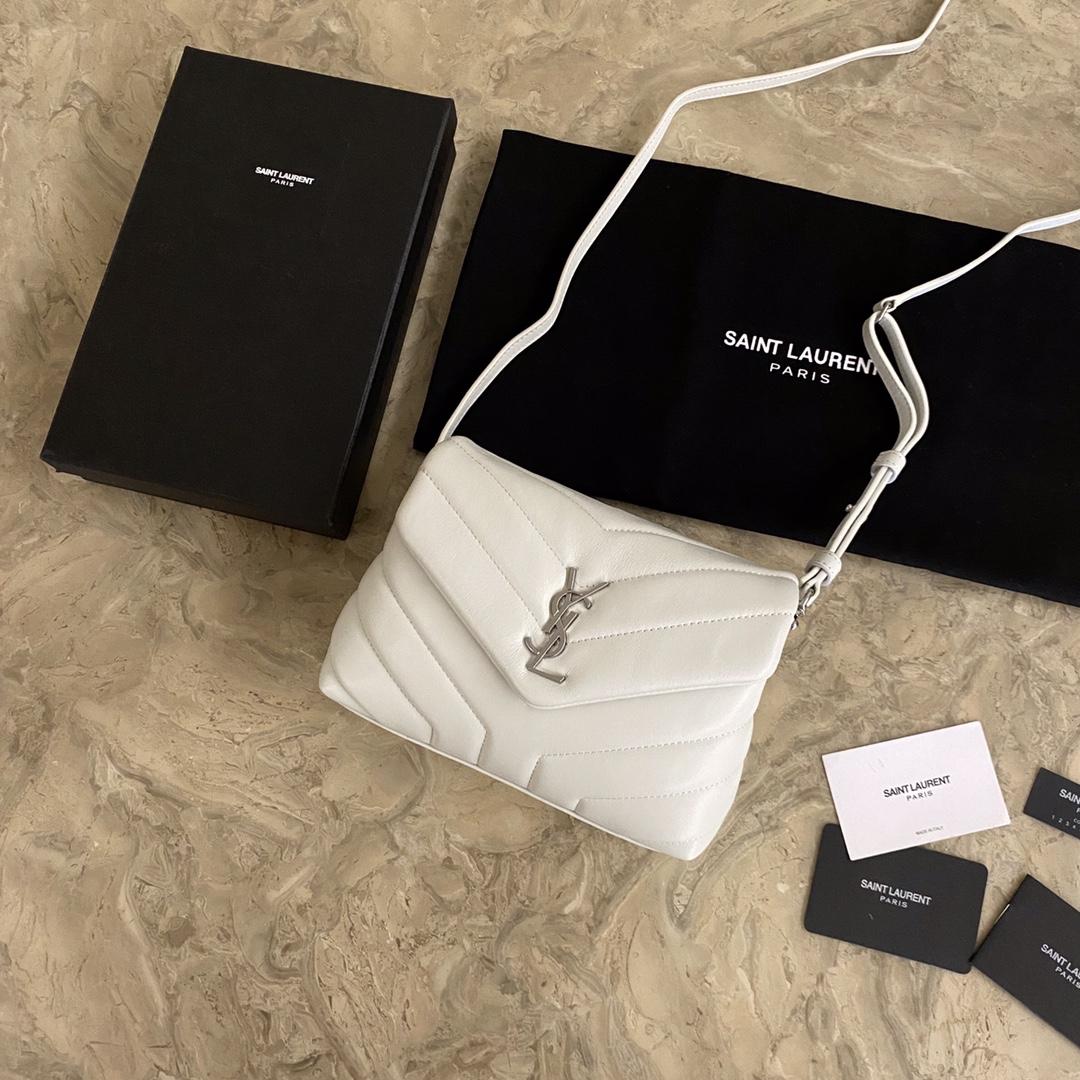 Saint Laurent Loulou Shoulder Bag (20x7x15cm) - FashionPlug