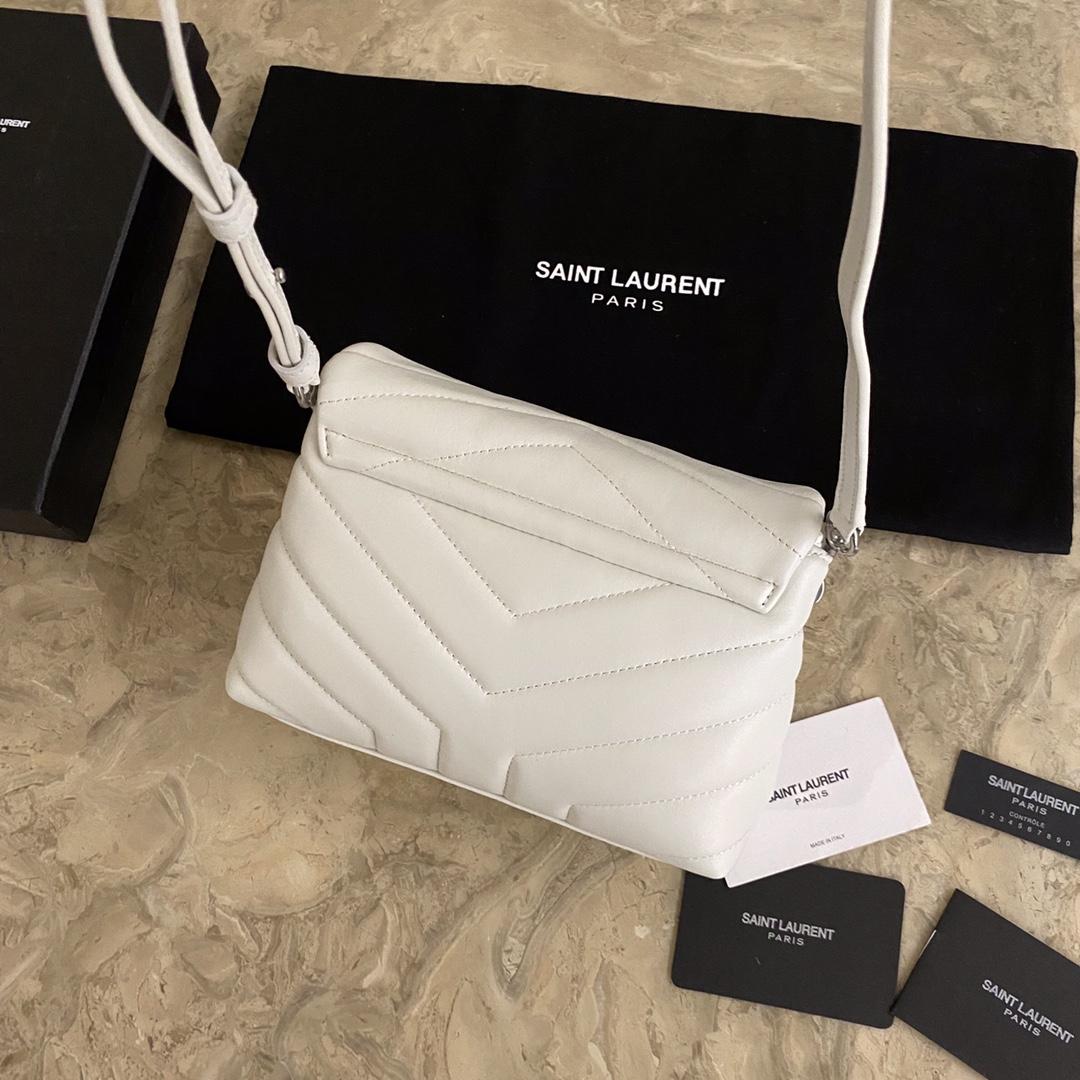 Saint Laurent Loulou Shoulder Bag (20x7x15cm) - FashionPlug