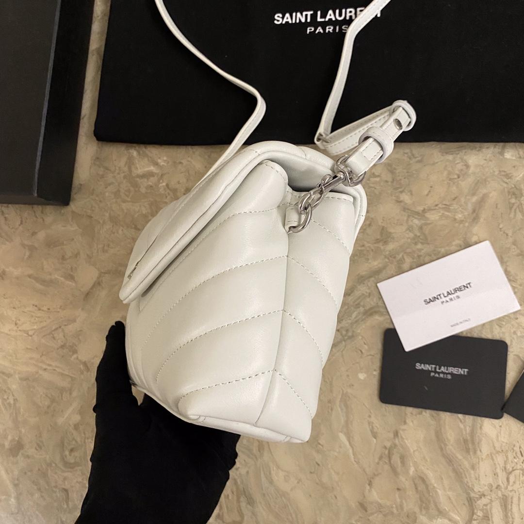 Saint Laurent Loulou Shoulder Bag (20x7x15cm) - FashionPlug