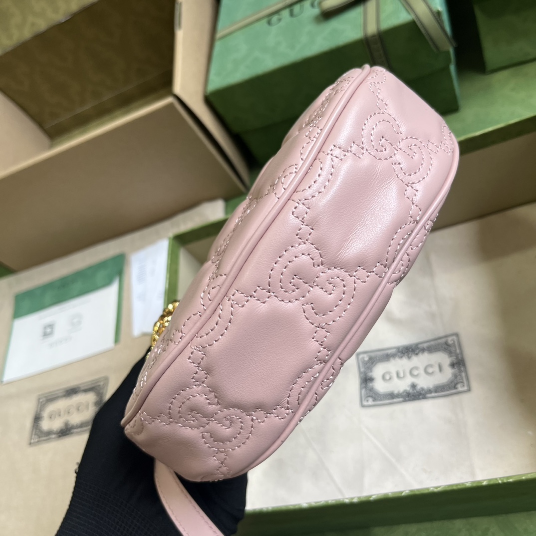 Gucci GG Matelasse Mini Bag(21x 14x 6cm) - FashionPlug
