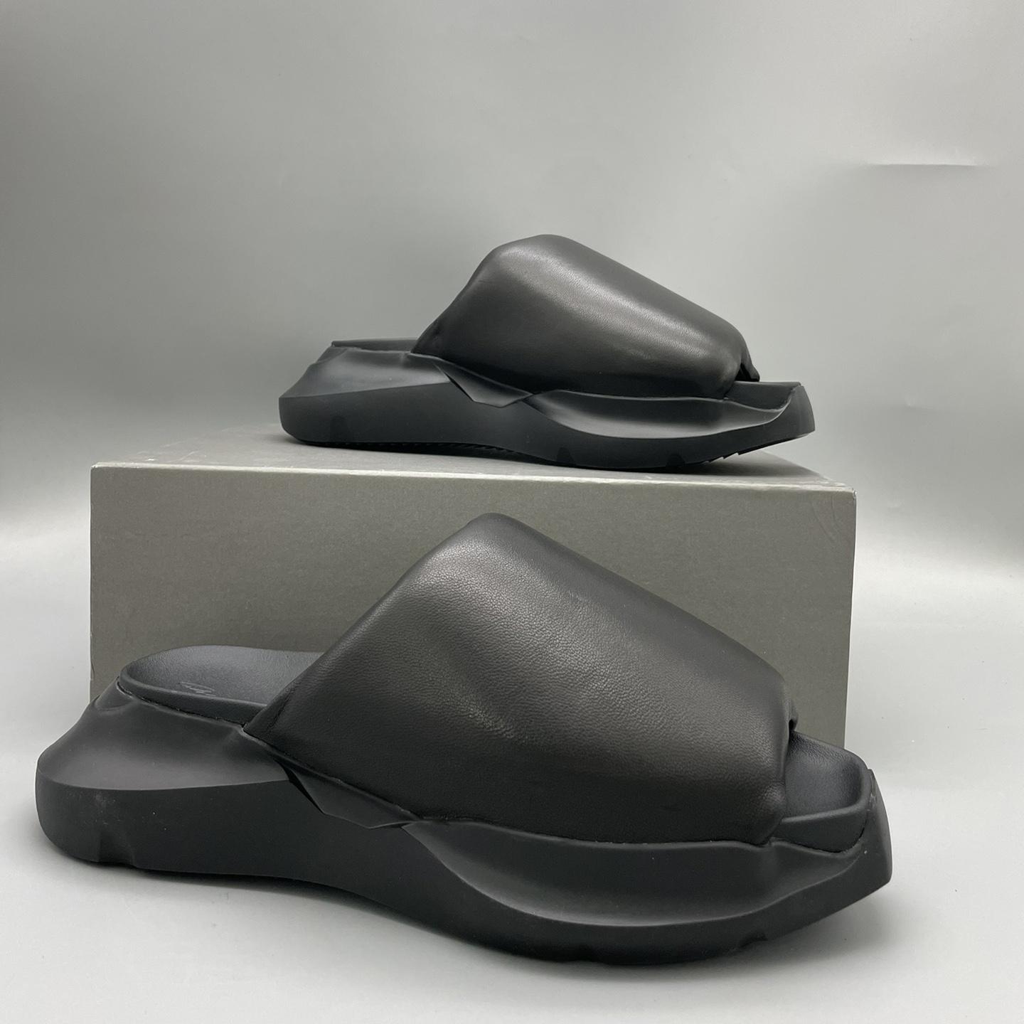 Rick Owens SS23 Edfu Geth Puffer Slide In Black - FashionPlug