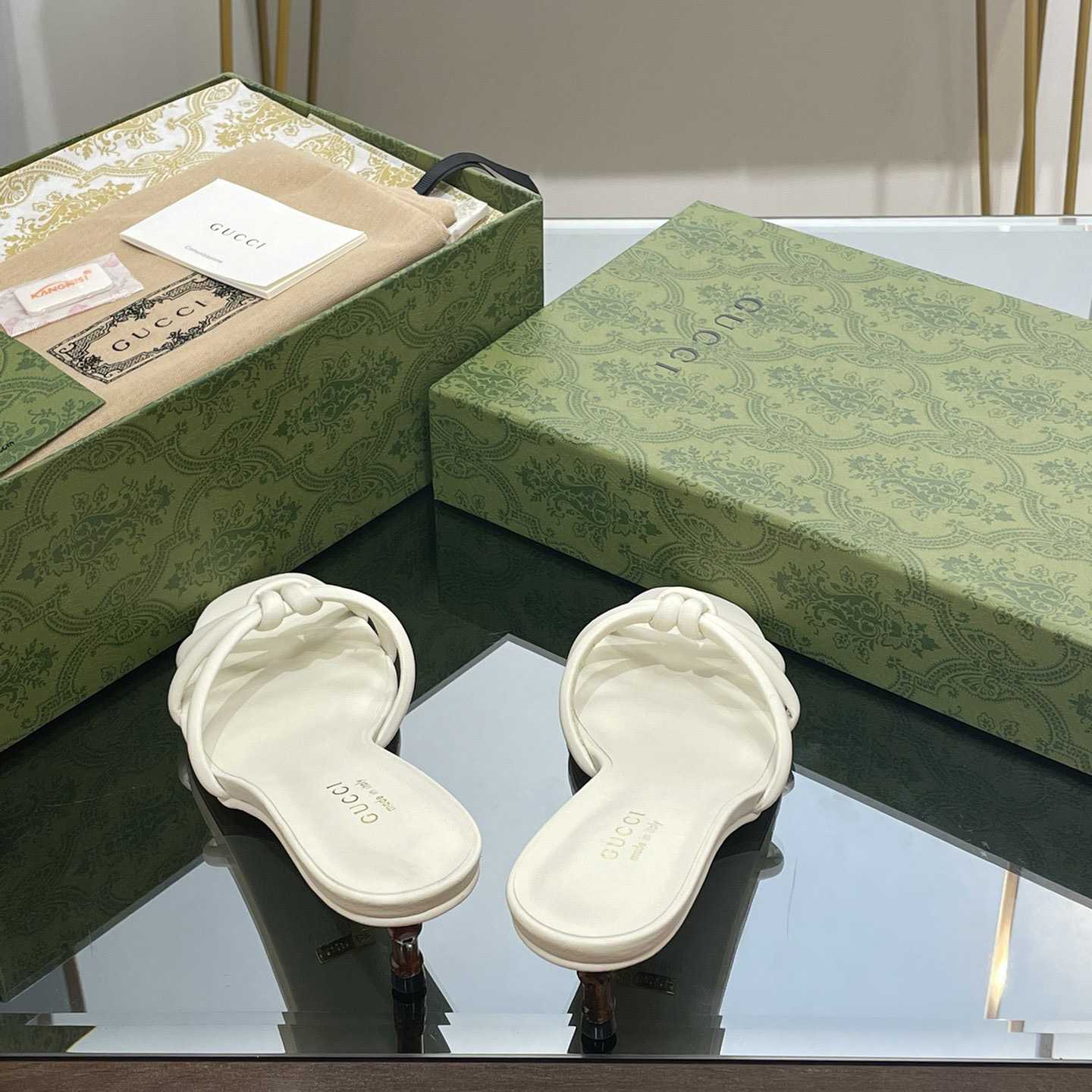 Gucci Women's Slide Sandal With Bamboo  - FashionPlug