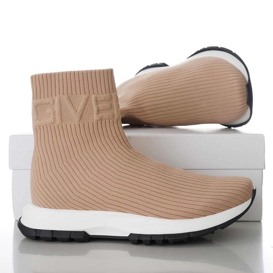 Givenchy Urban Street Sneakers  - FashionPlug