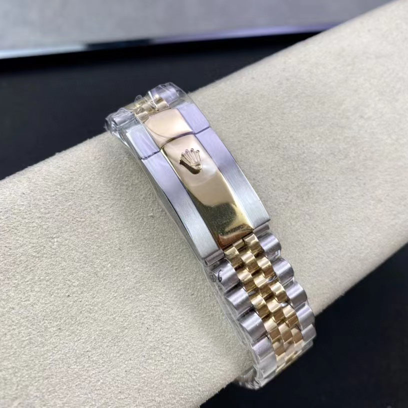 Rolex Sky DwellerWatch - FashionPlug