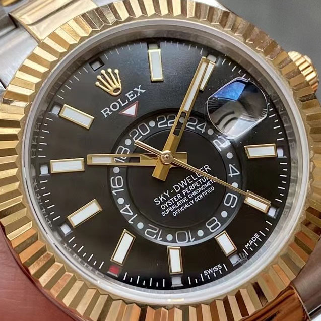 Rolex Sky DwellerWatch - FashionPlug