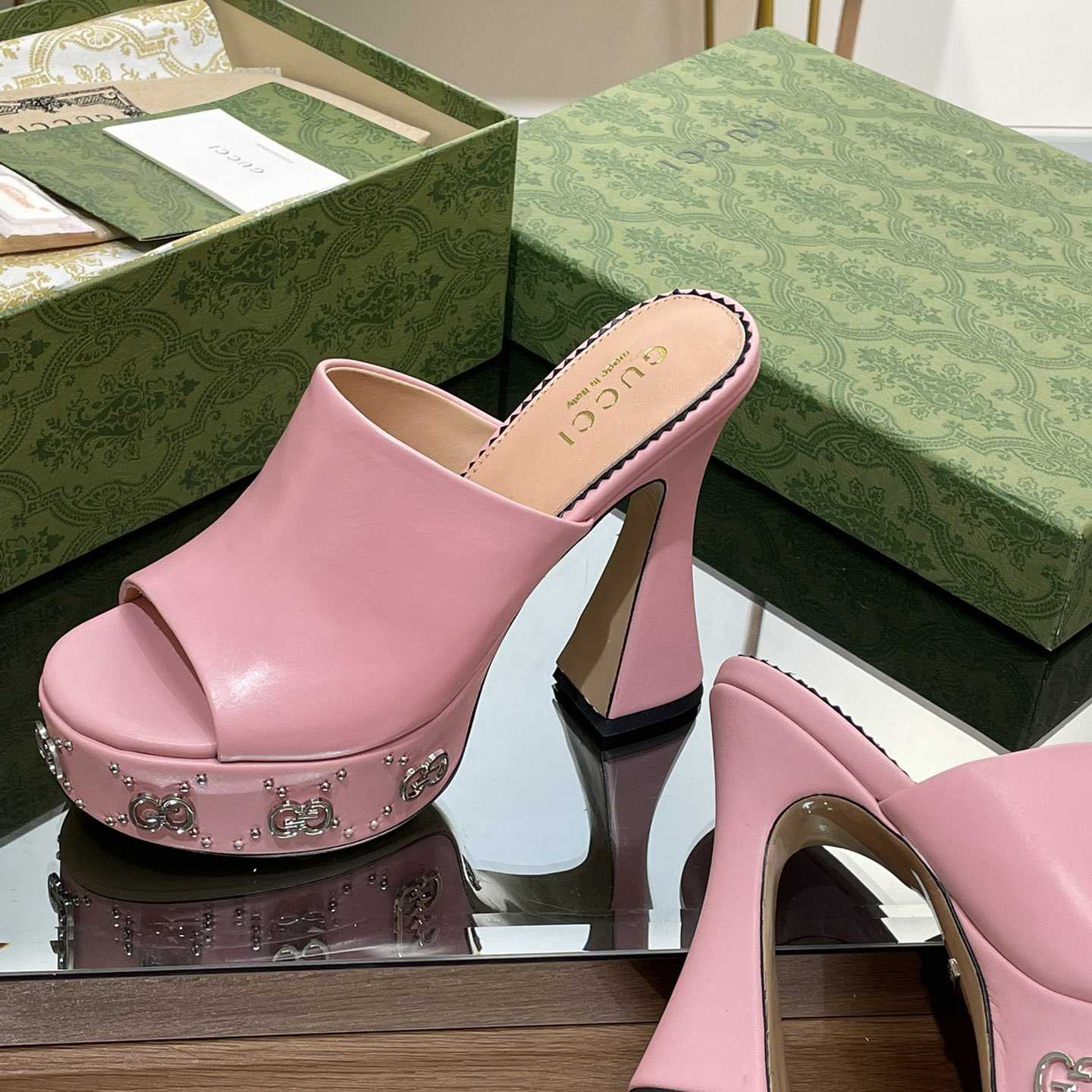 Gucci Women's Platform Slide Sandal - FashionPlug