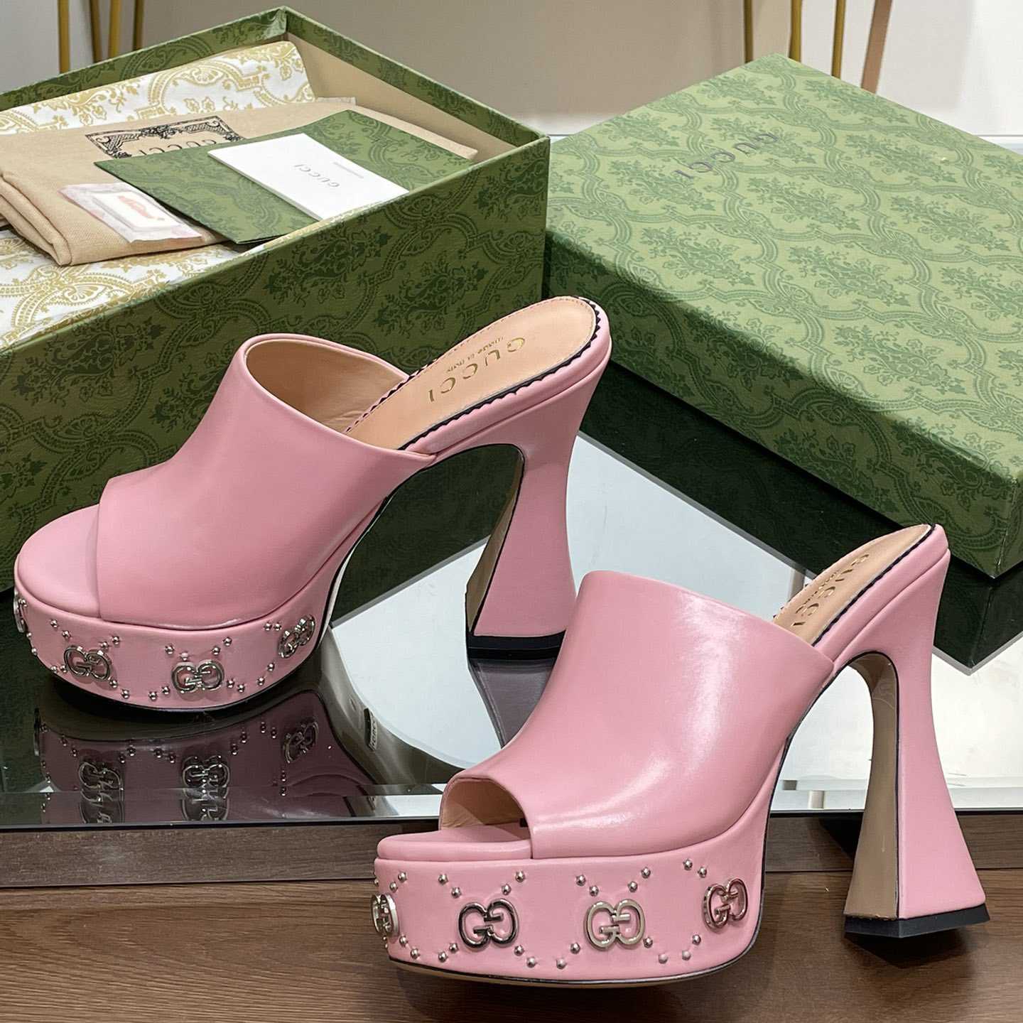 Gucci Women's Platform Slide Sandal - FashionPlug