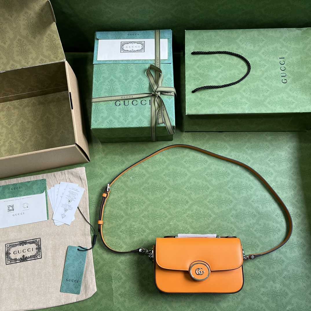 Gucci Petite GG Mini Shoulder Bag (21-10-5cm) - FashionPlug