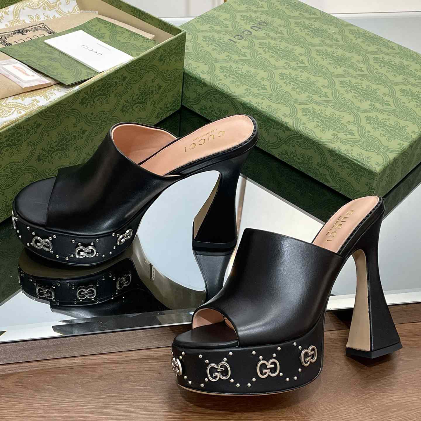 Gucci Women's Platform Slide Sandal - FashionPlug