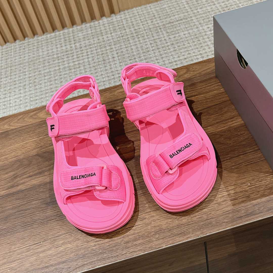 Balenciaga Women's Tourist Sandal In Pink - FashionPlug