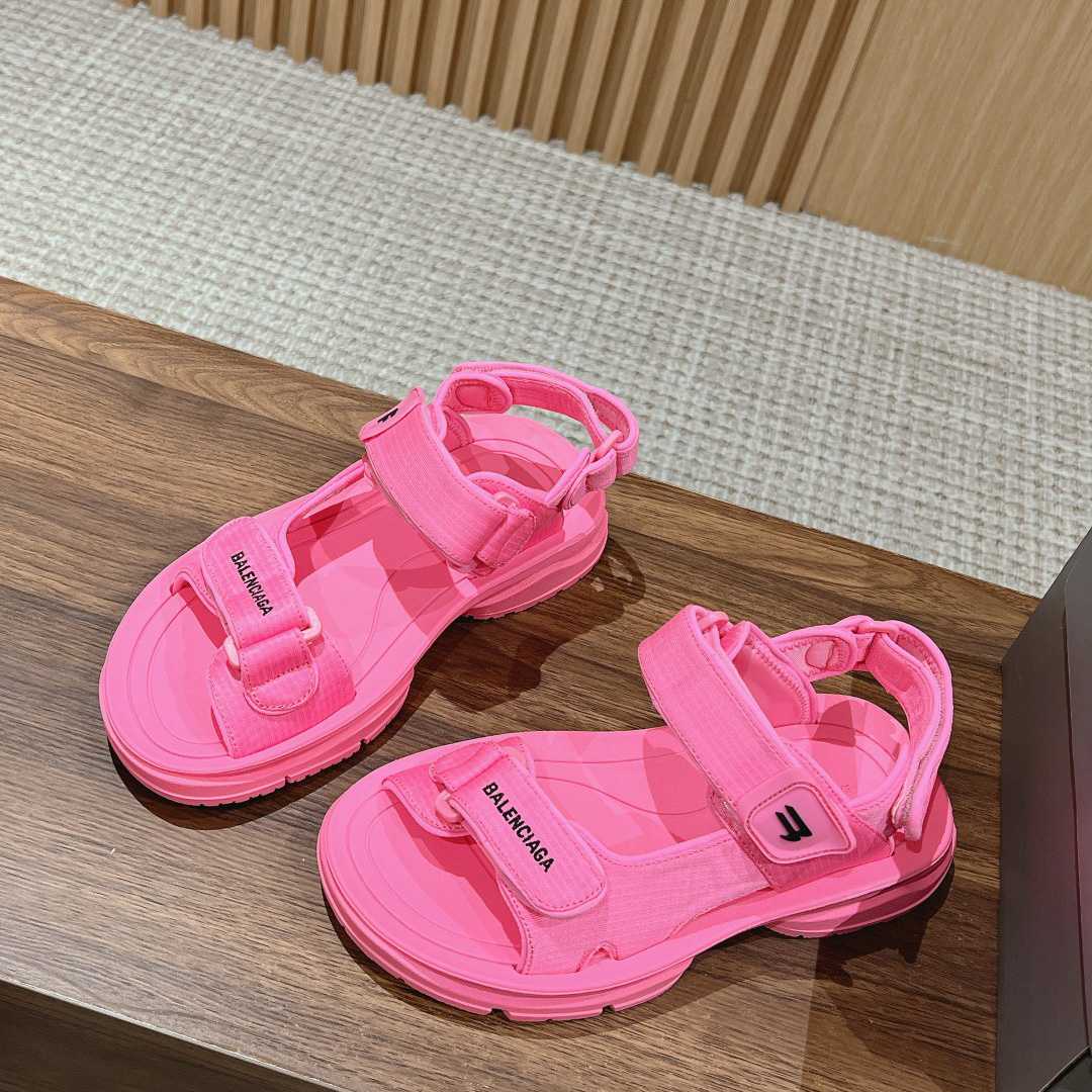 Balenciaga Women's Tourist Sandal In Pink - FashionPlug
