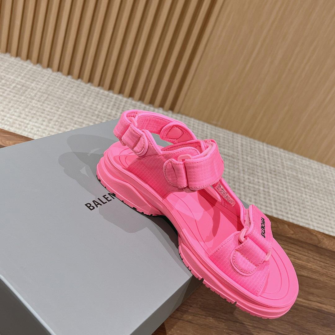 Balenciaga Women's Tourist Sandal In Pink - FashionPlug