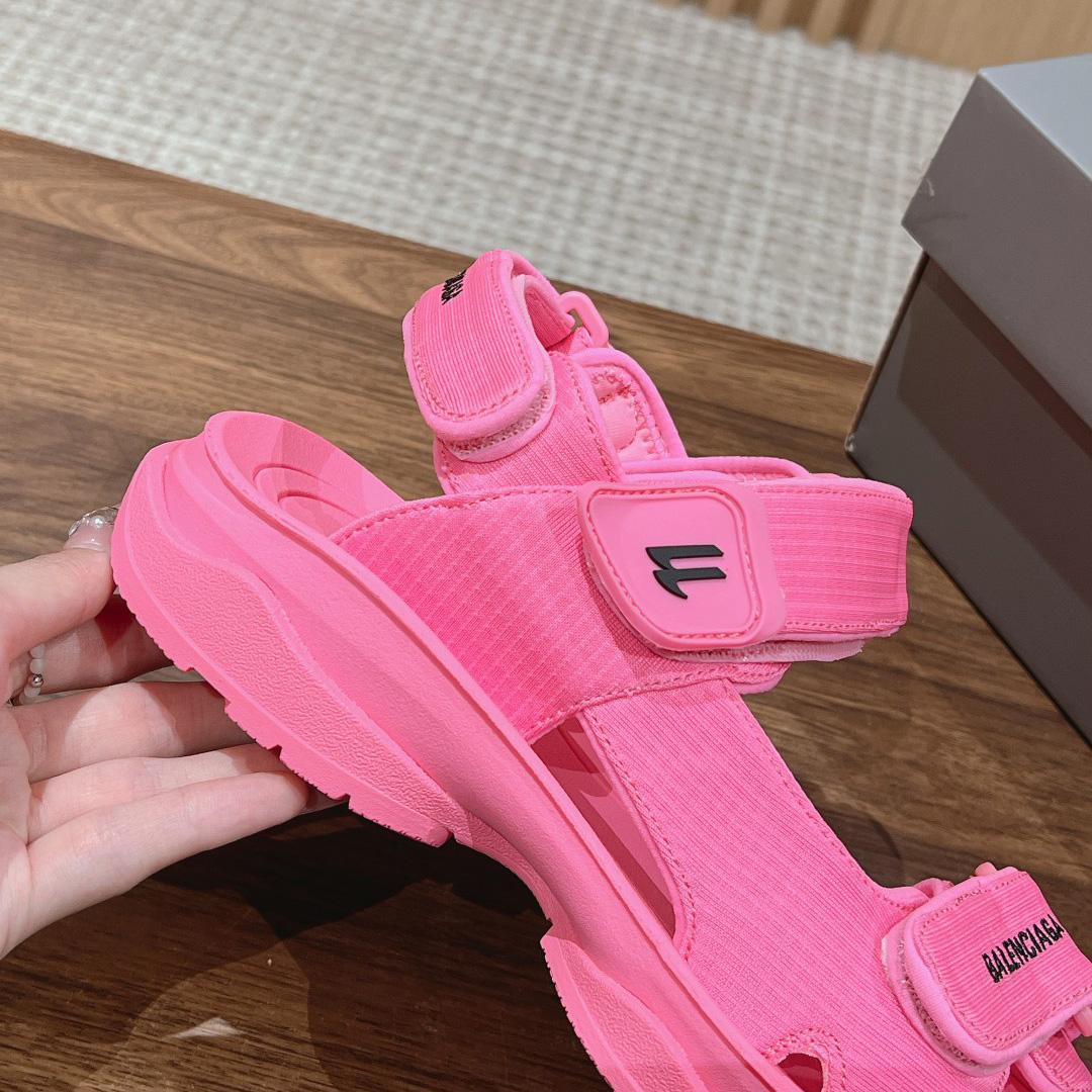 Balenciaga Women's Tourist Sandal In Pink - FashionPlug