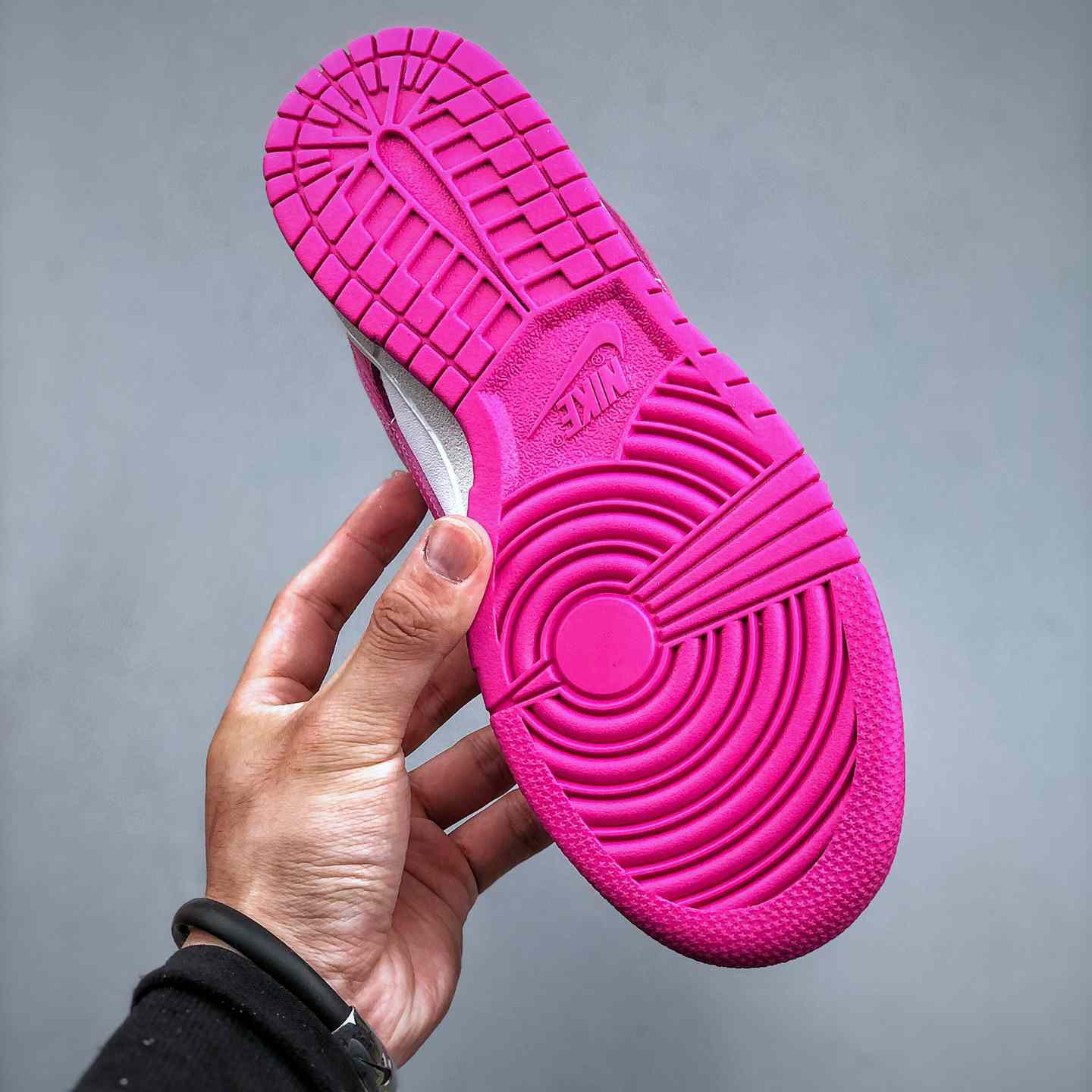 Nike Nk Dunk Low  Sneakers        FJ0704-100 - FashionPlug